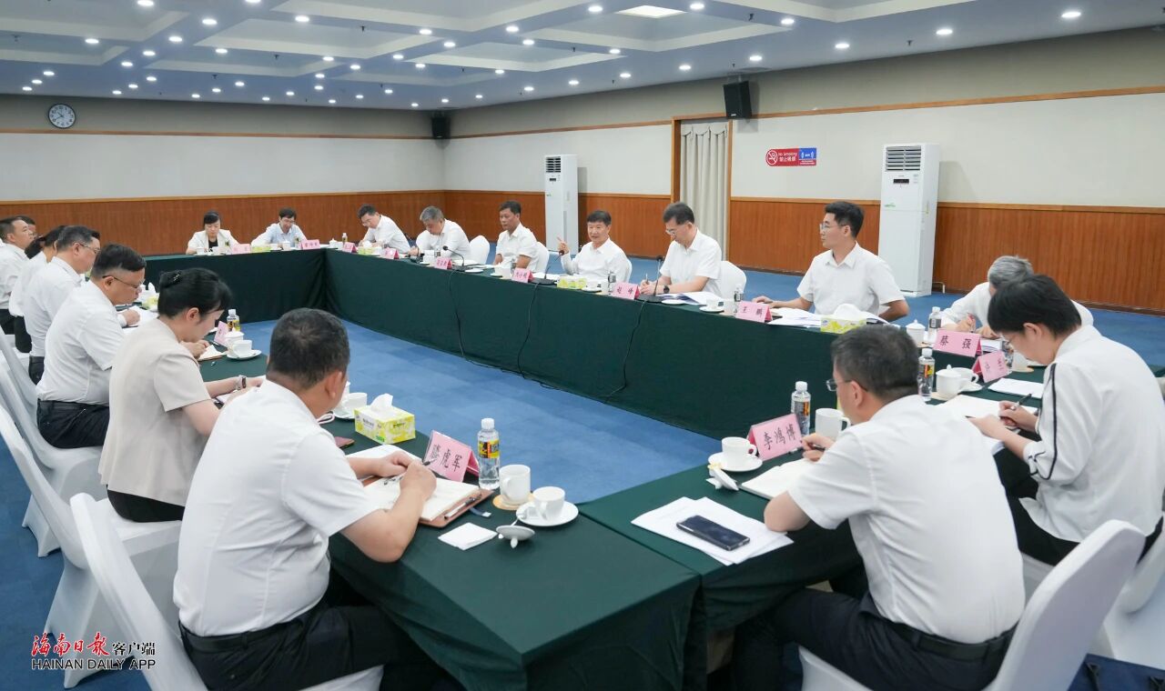 刘小明在省国资委调研